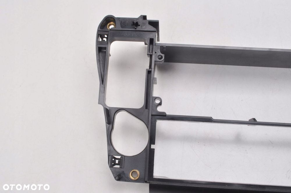 PORSCHE BOXSTER 986 RAMKA PANELU NAWIEWU RADIA 99655223111 - 3