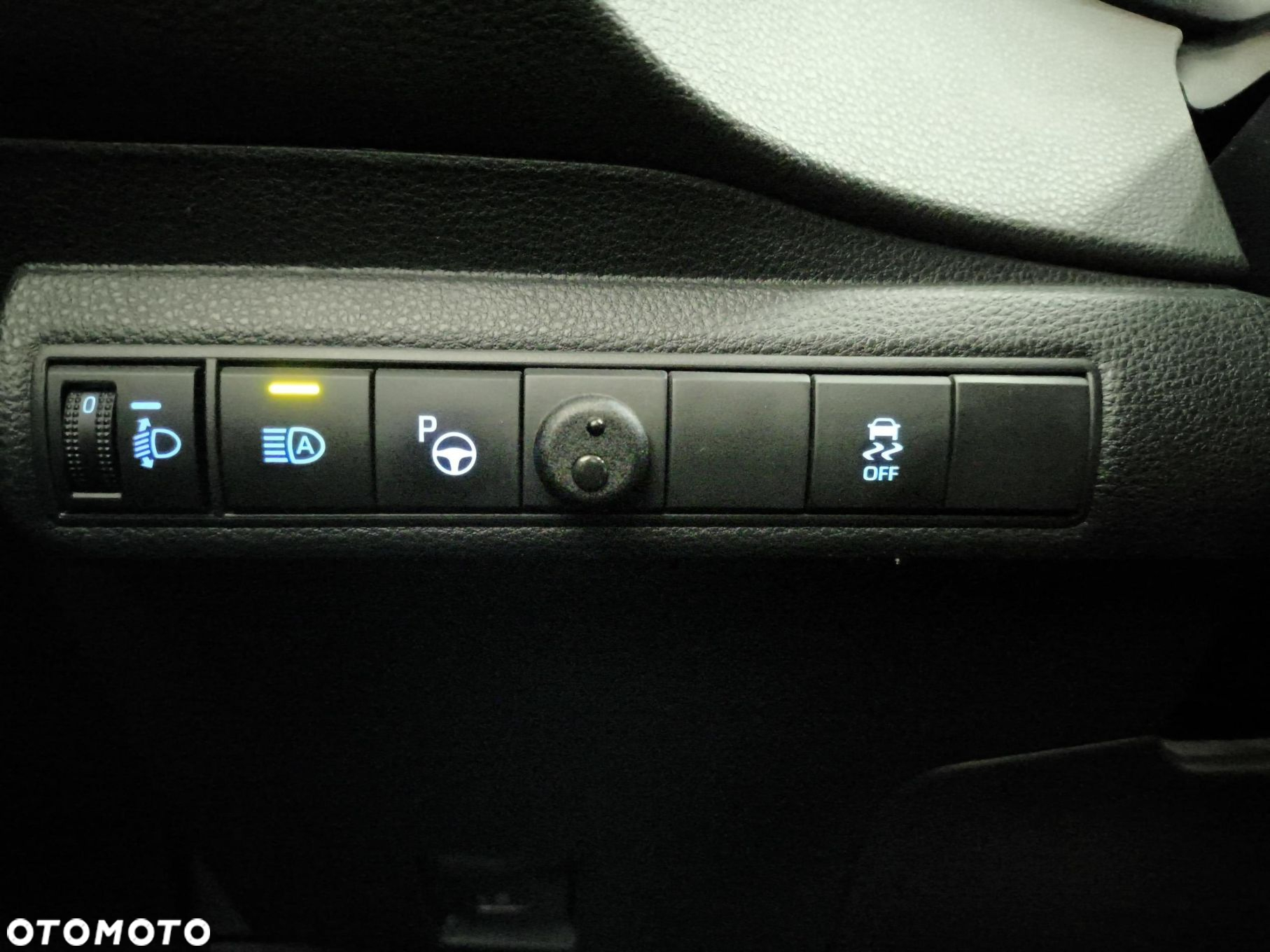 Toyota Corolla 1.2 T Comfort - 16
