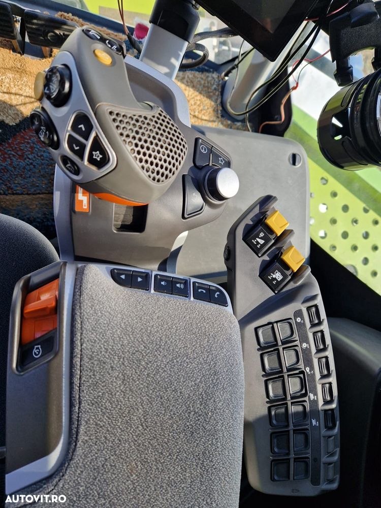 Claas TUCANO 440 - 26