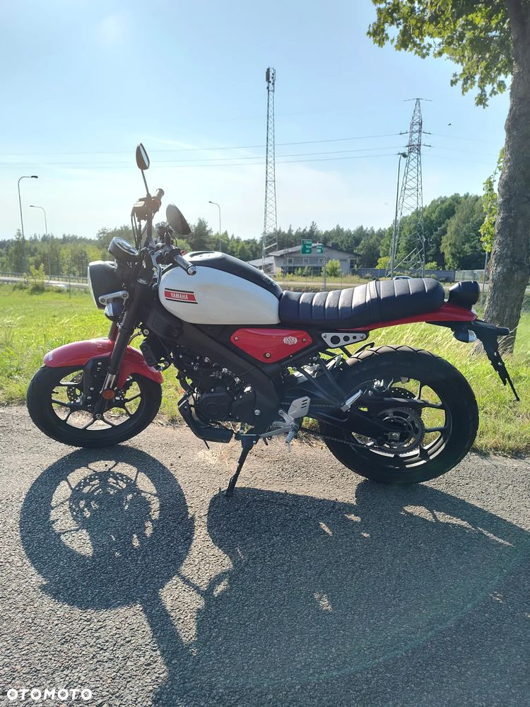 Yamaha XSR - 6