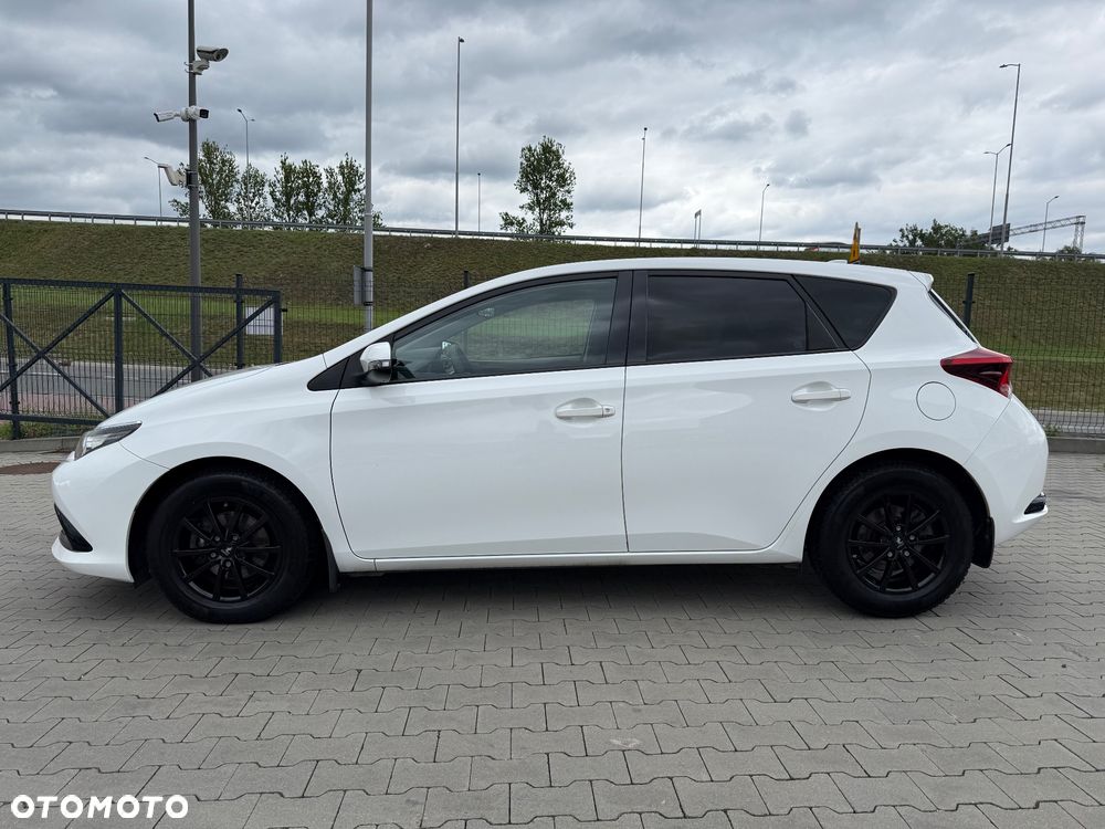 Toyota Auris 1.33 VVT-i Active - 13