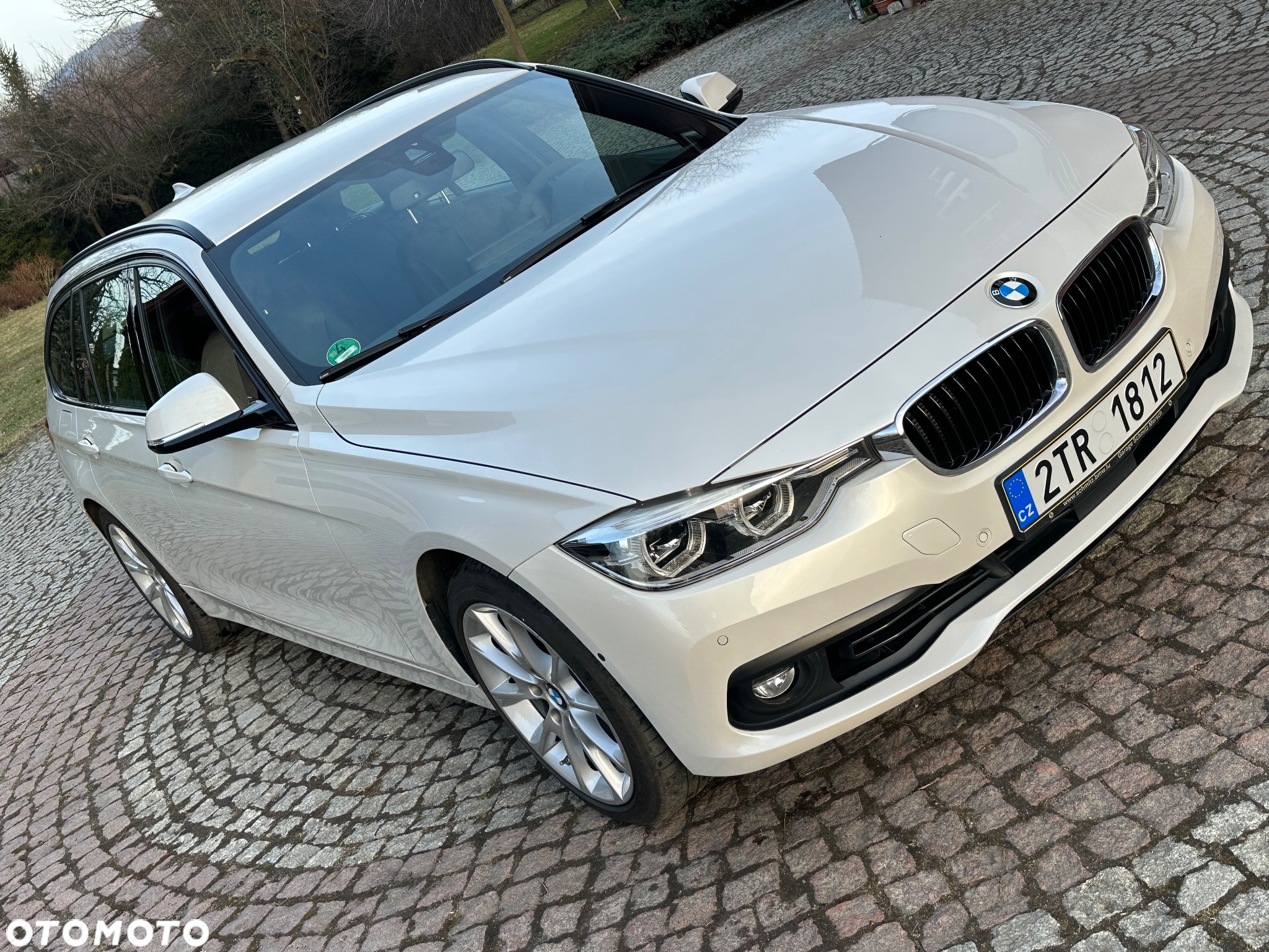 BMW Seria 3 335d Touring xDrive Luxury Line - 24