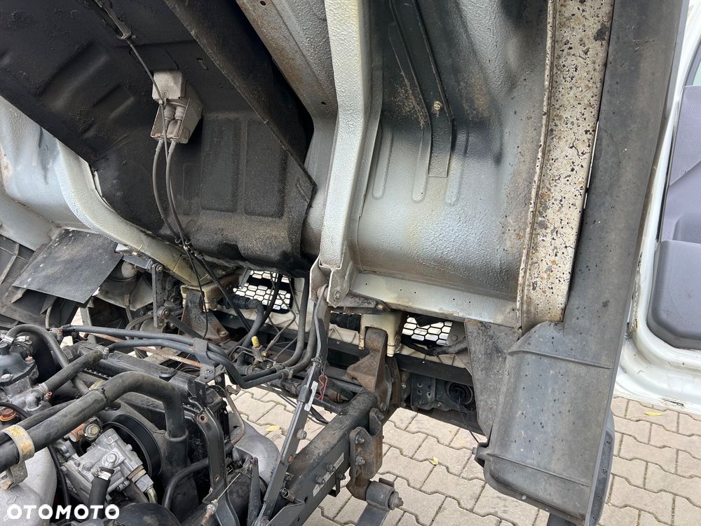 Nissan Atleon 56/35.13 - 3