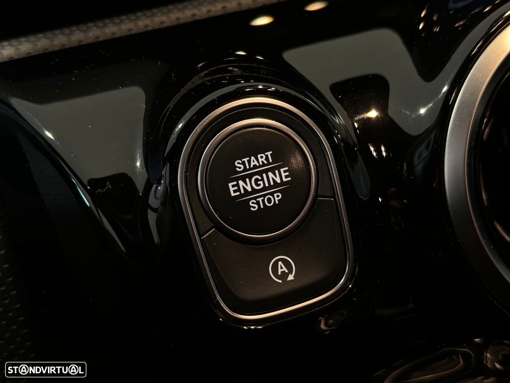 Mercedes-Benz A 180 d AMG Line - 18