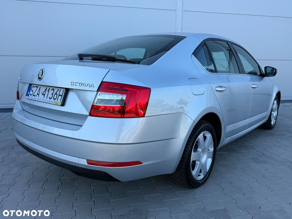 Skoda Octavia 1.4 TSI Style DSG - 18