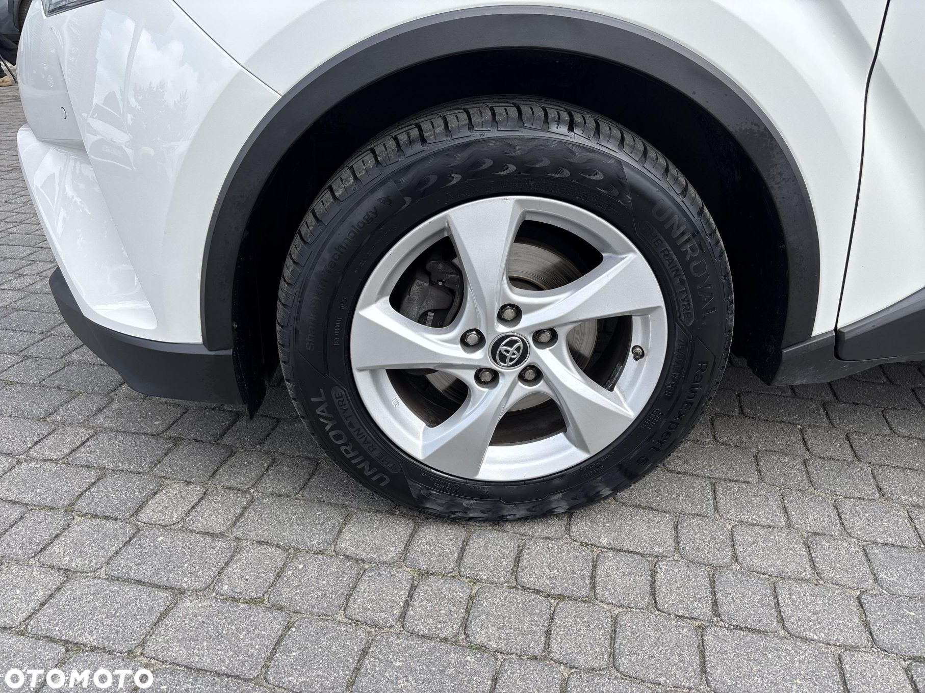 Toyota C-HR 1.2 T GPF Premium - 28
