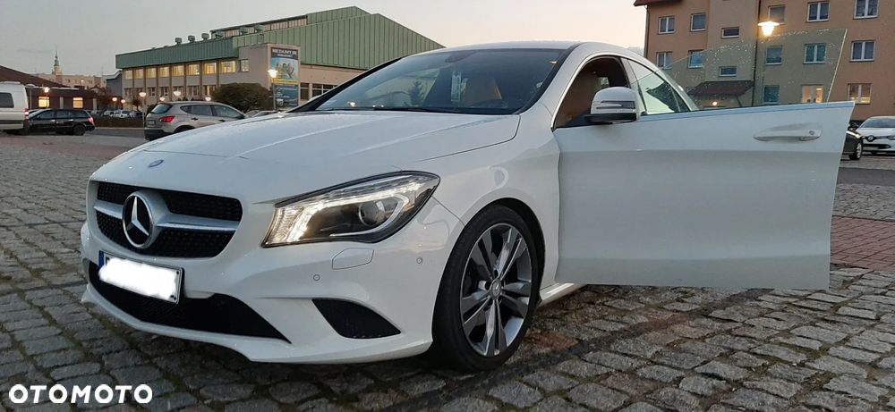 Mercedes-Benz CLA 180 - 2