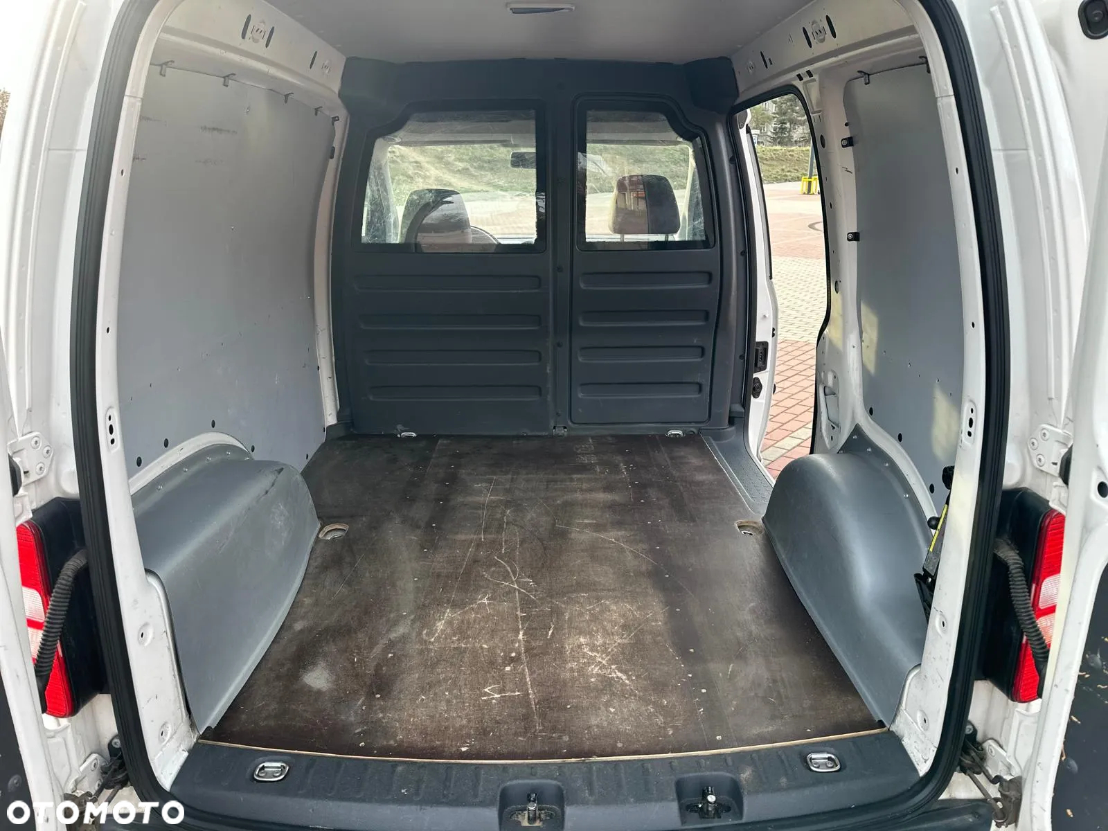 Volkswagen Caddy 1.6 TDI - 33