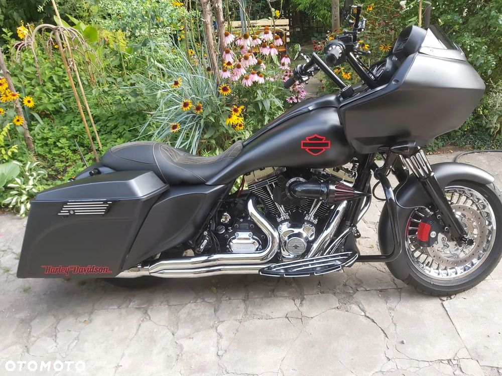 Harley-Davidson Touring Road Glide - 1