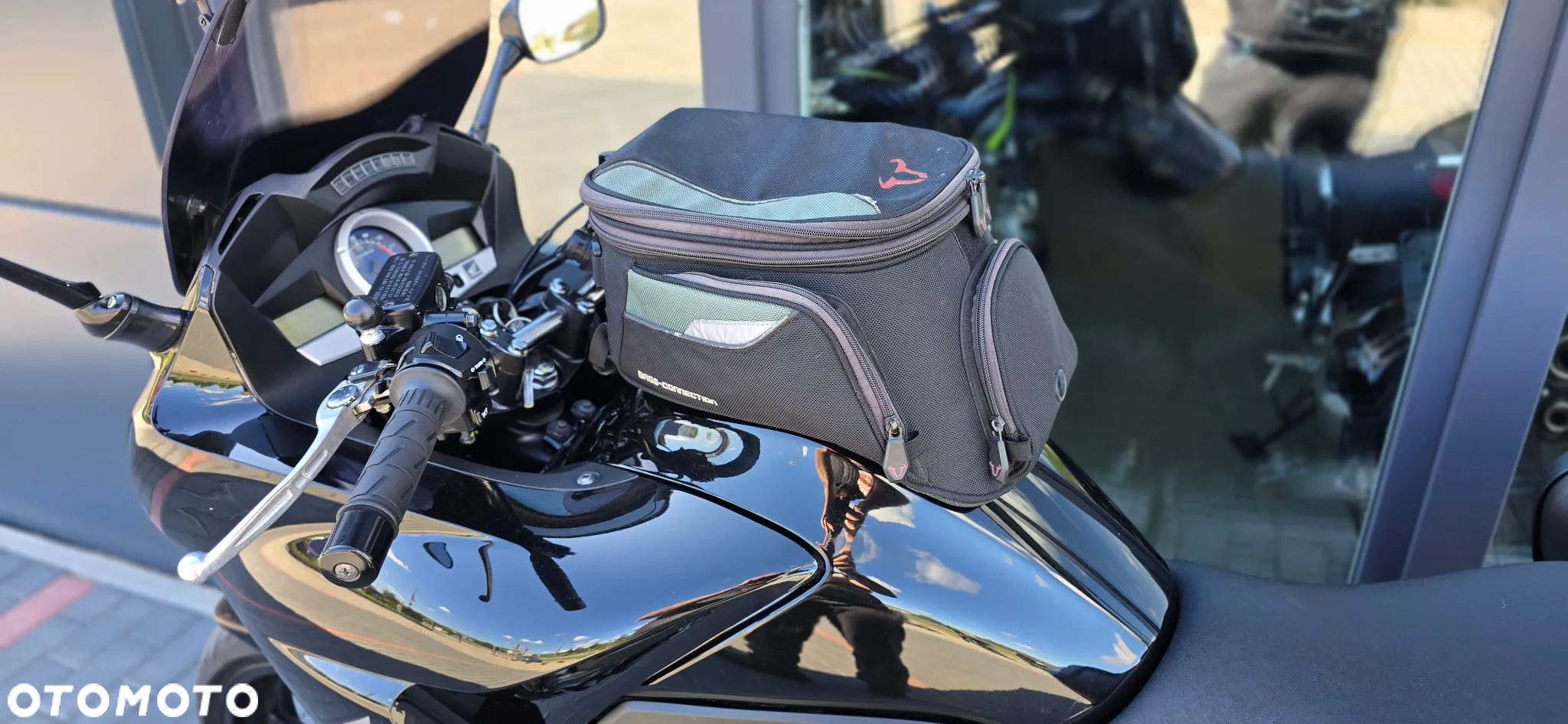 Honda CBF - 32