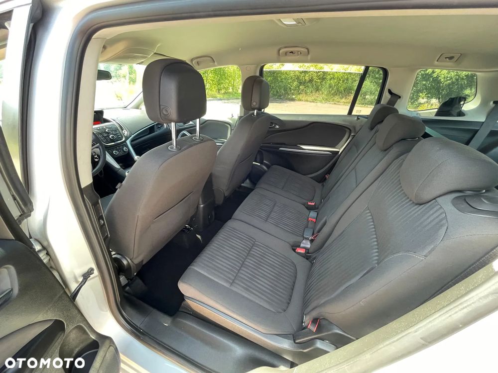 Opel Zafira Tourer 1.4 Turbo Business Edition - 11