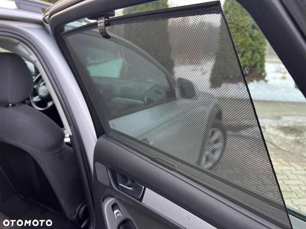 Audi A4 Avant 2.0 TDI Quattro S tronic - 8