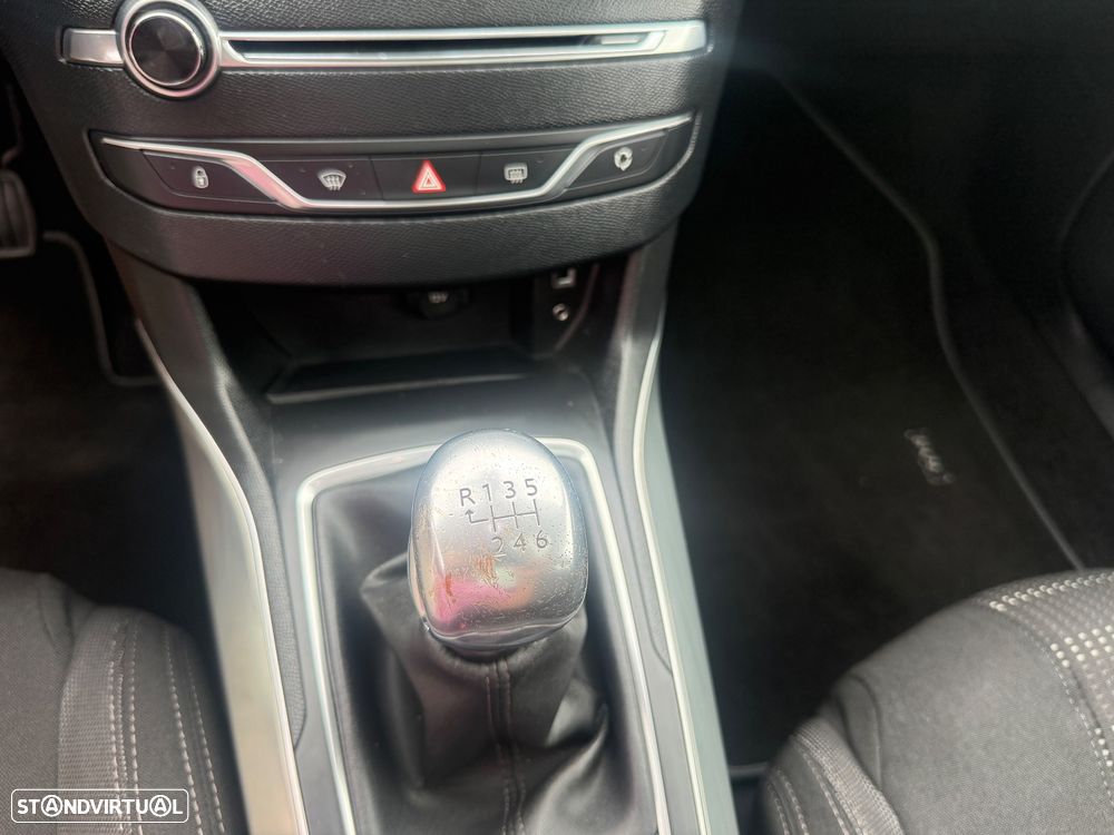 Peugeot 308 SW 1.6 BlueHDi Allure - 18
