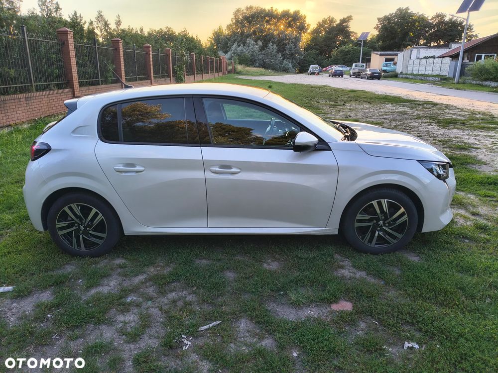 Peugeot 208 1.2 PureTech Allure S&S - 5