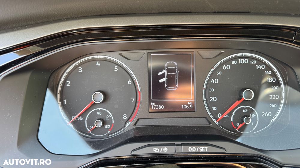 Volkswagen Polo - 9