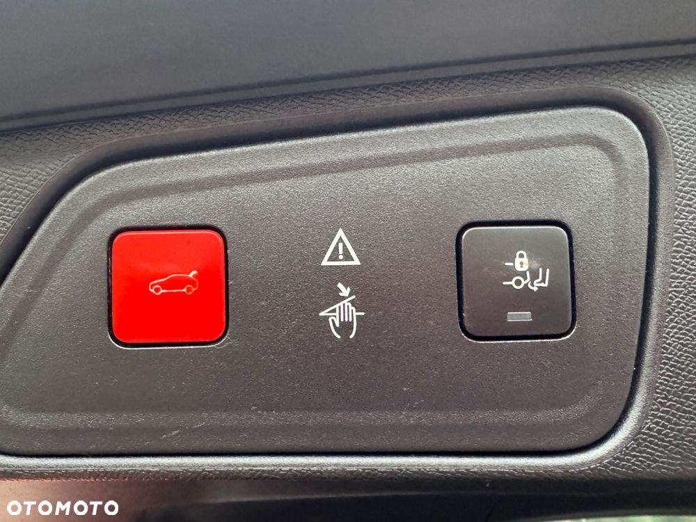 Peugeot 3008 1.5 BlueHDi GT Pack S&S EAT8 - 27