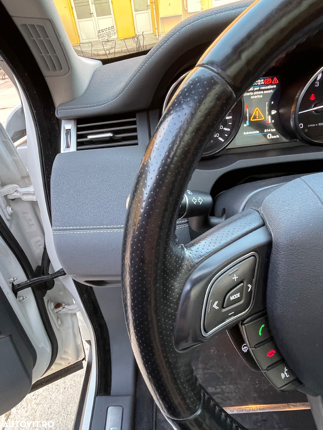Land Rover Range Rover Evoque - 19
