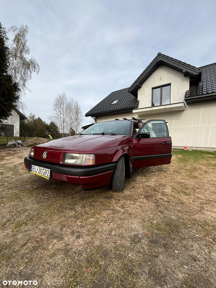 Volkswagen Passat 1.9 TD GL - 2