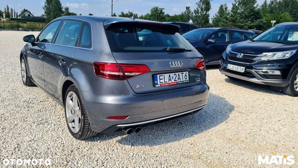 Audi A3 Sportback - 2
