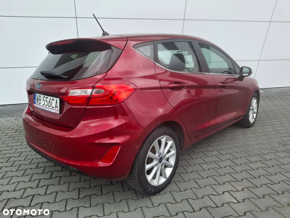 Ford Fiesta 1.0 EcoBoost S&S TITANIUM - 10