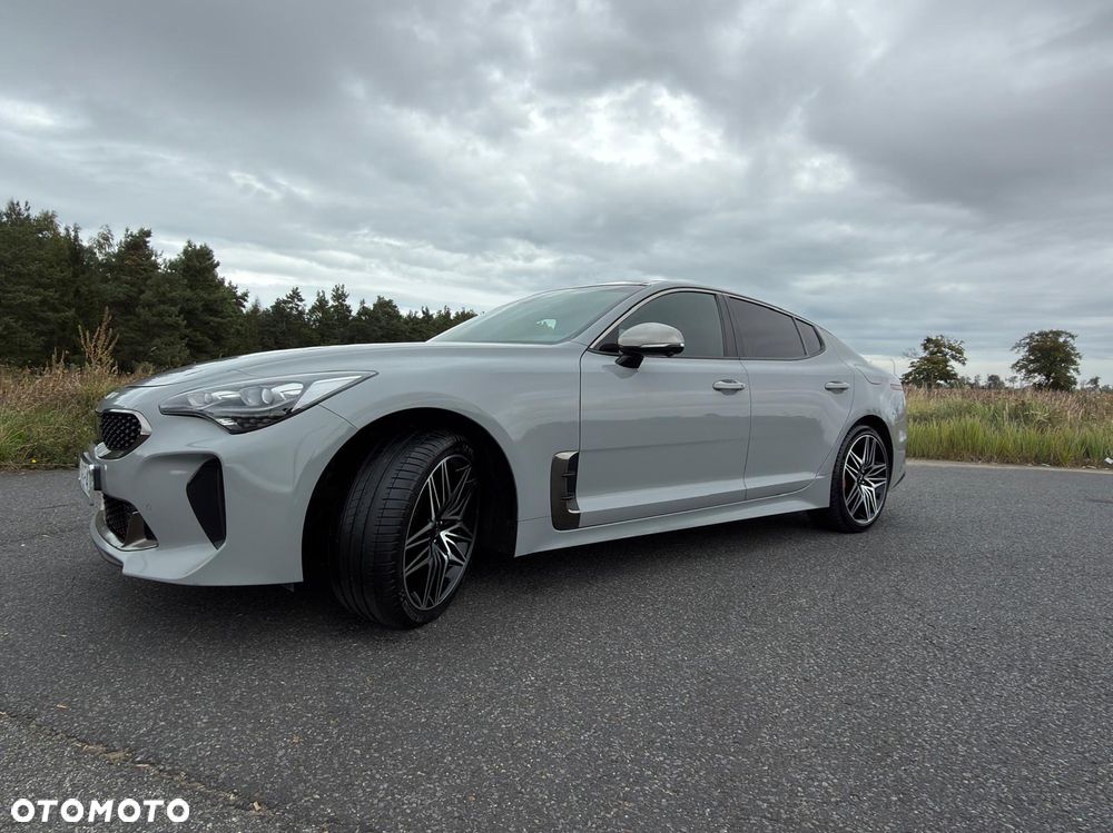 Kia Stinger 3.3 T-GDI V6 GT AWD - 11