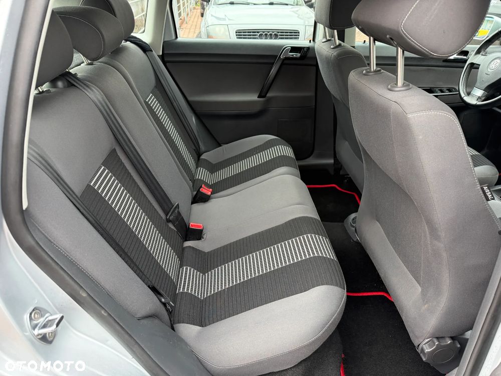 Volkswagen Polo - 23