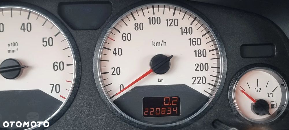 Opel Zafira 2.2 Elegance - 23