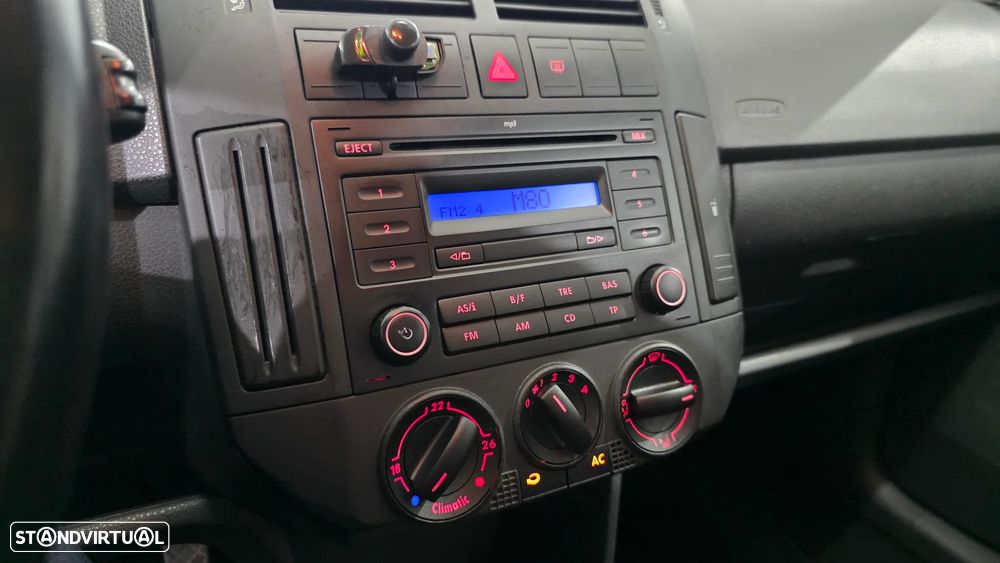 VW Polo 1.2 Confortline - 29