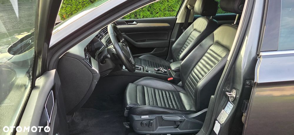 Volkswagen Passat 2.0 TDI Bi-Turbo BMT 4Mot Highline DSG - 7