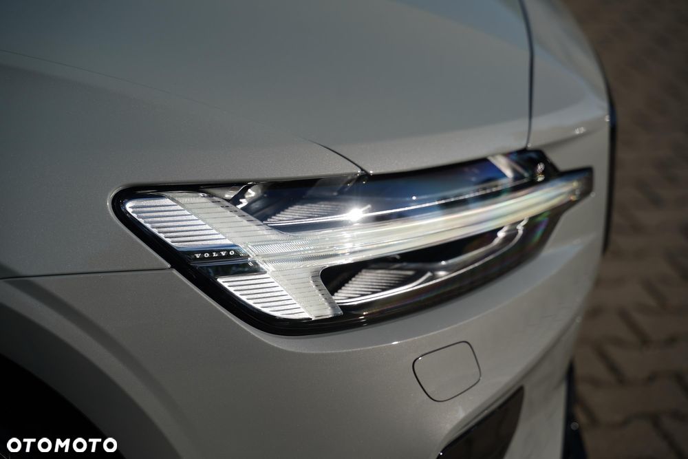 Volvo V60 B4 B Ultra Dark - 21