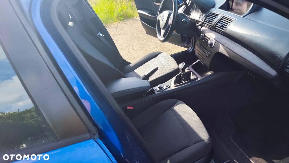 BMW Seria 1 118d DPF Edition Lifestyle - 11
