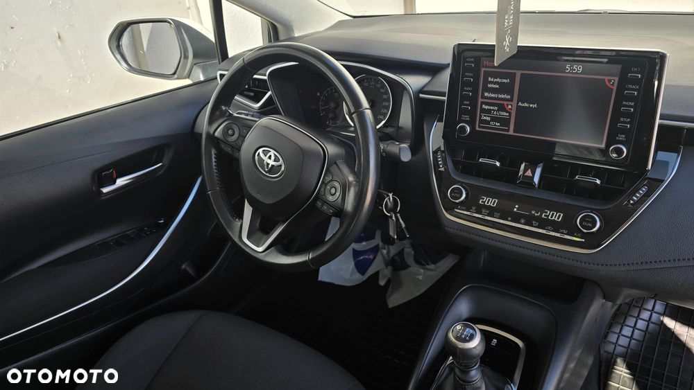 Toyota Corolla 1.5 Comfort - 15