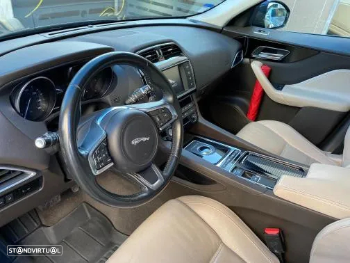 Jaguar F-Pace 20d AWD Aut. Prestige - 18