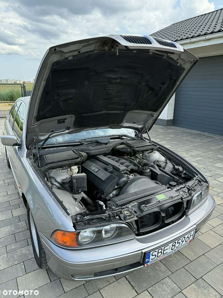 BMW Seria 5 - 10