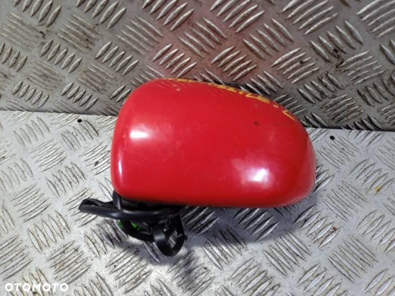 LUSTERKO LEWE VOLKSWAGEN NEW BEETLE - 2