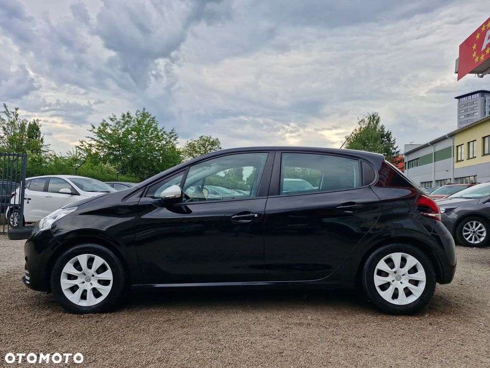 Peugeot 208 PureTech 82 Urban Move - 3