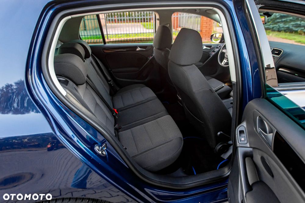 Volkswagen Golf 1.6 Highline - 23