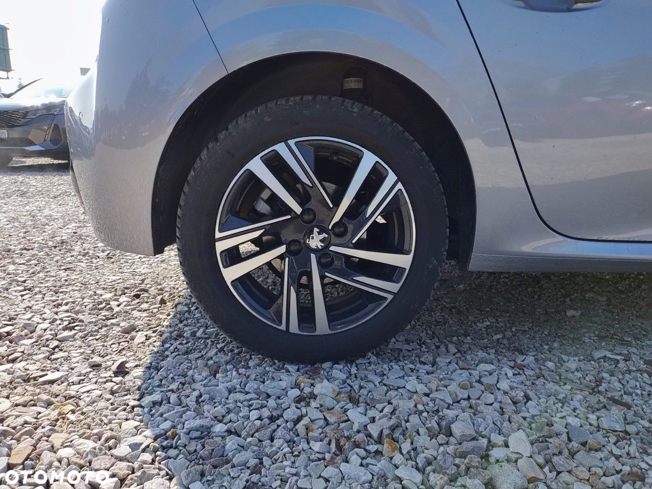 Peugeot 208 1.2 PureTech Allure Pack S&S EAT8 - 11