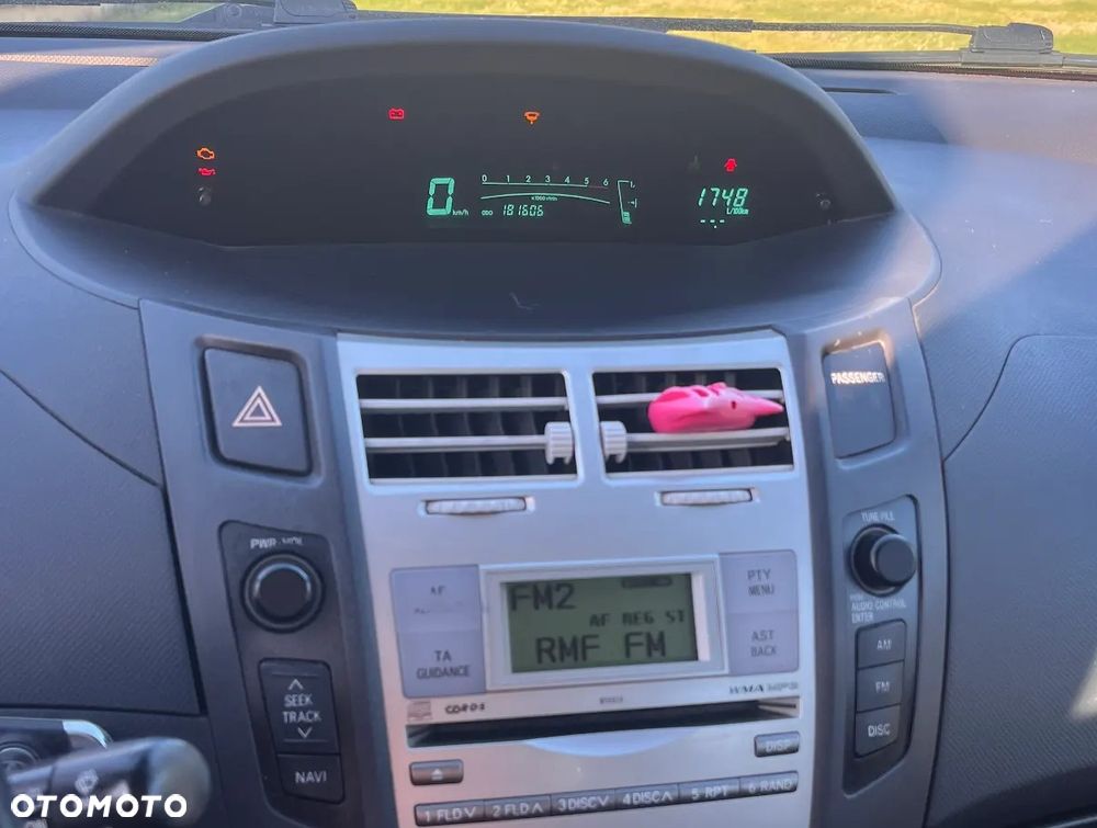 Toyota Yaris 1.4 D-4D Edition - 5