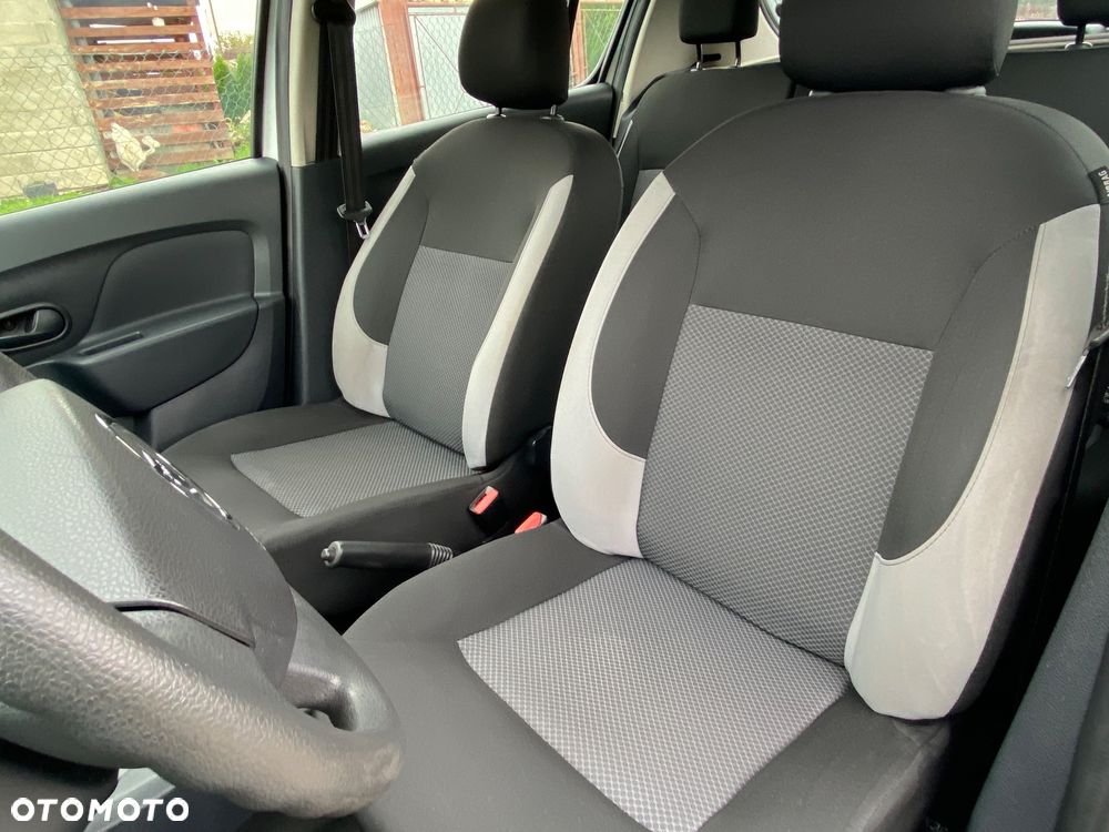 Dacia Sandero 1.2 16V 75 Essentiel - 11