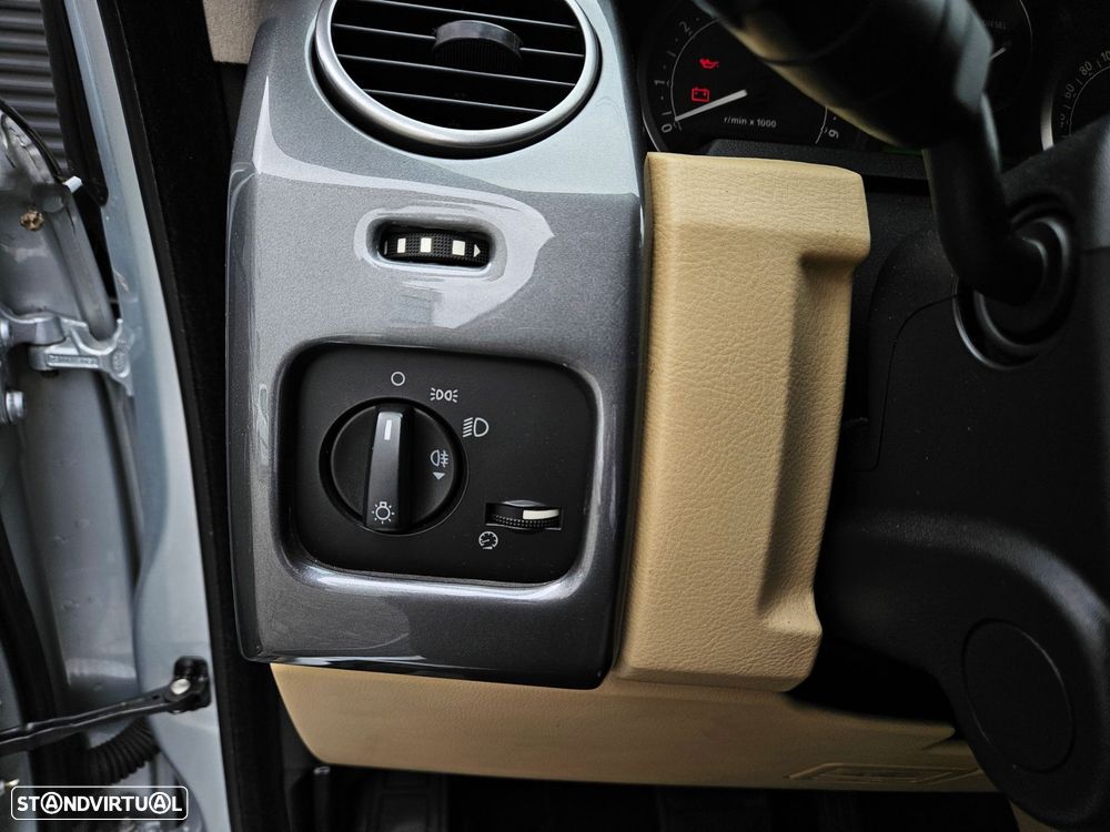 Land Rover Discovery - 46