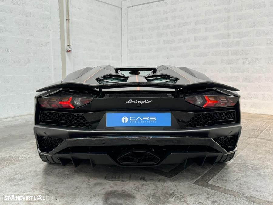 Lamborghini Aventador S - 9