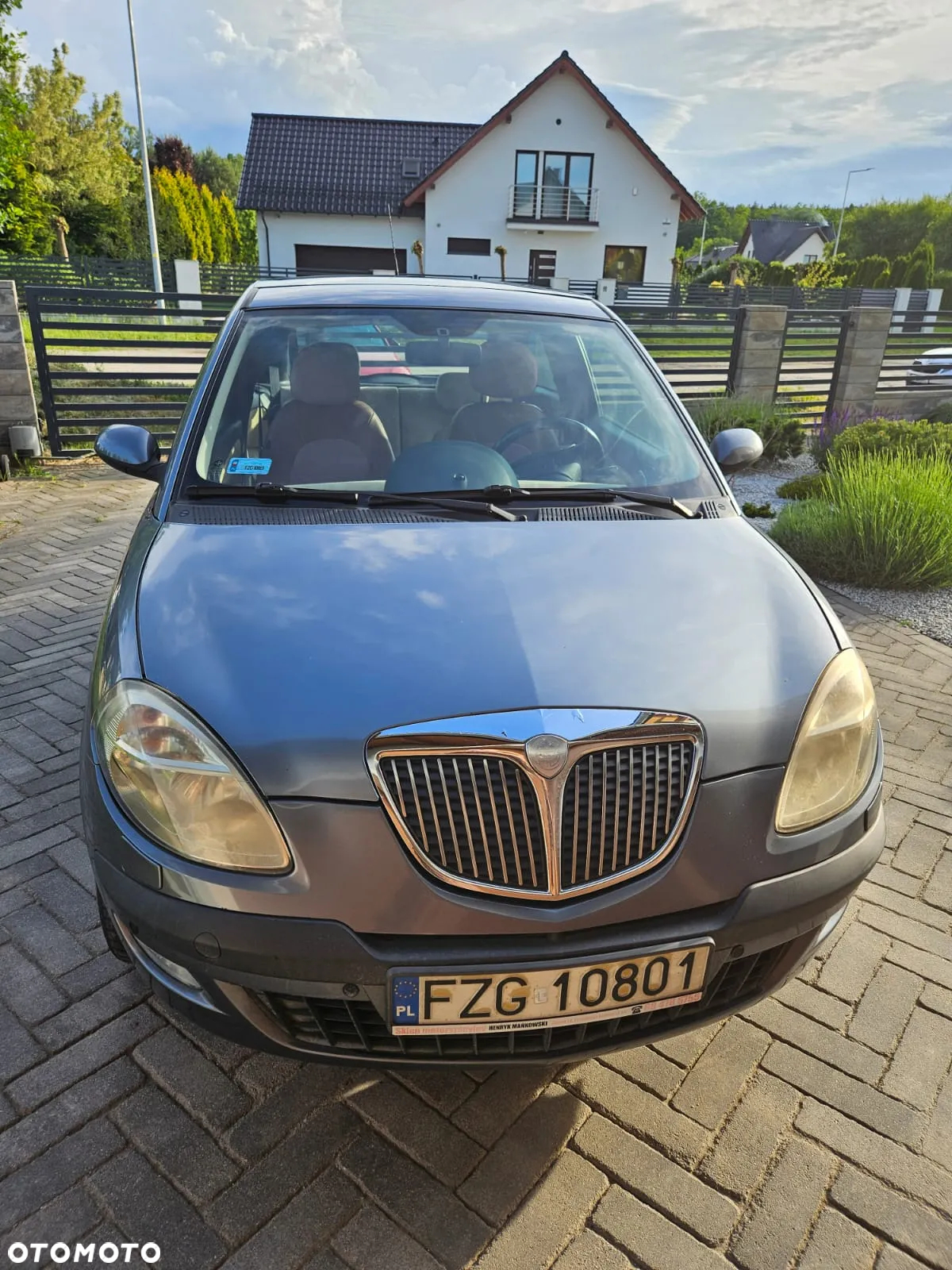Lancia Ypsilon Y 1.3 16v Multijet Automatik Platino - 3