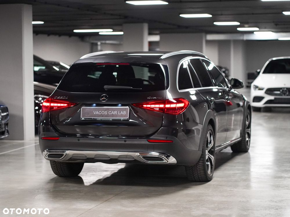 Mercedes-Benz Klasa C 220 d 4MATIC 9G-TRONIC - 17