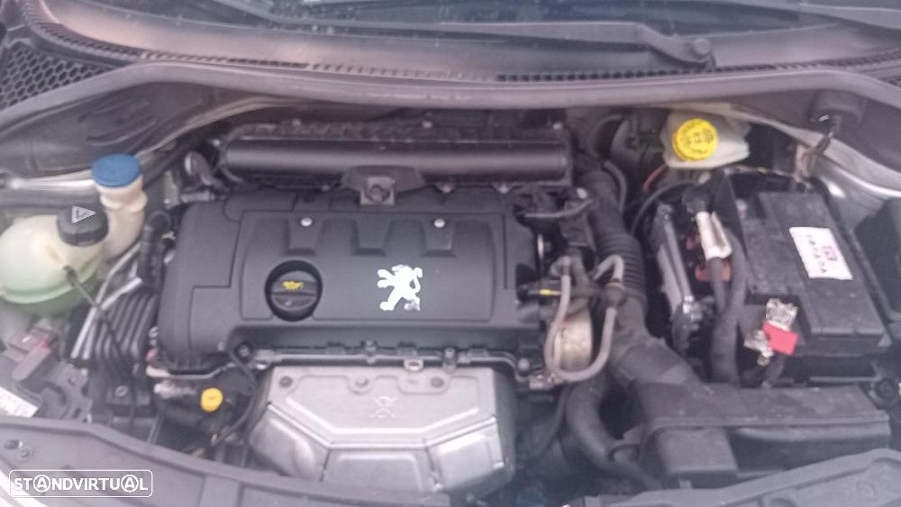 Peugeot 207 SW 1.4 Sport - 12