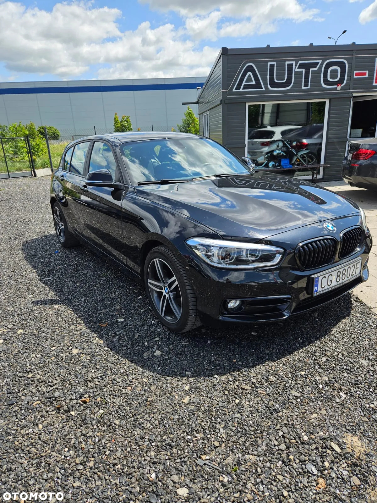 BMW Seria 1 116i Sport Line - 2