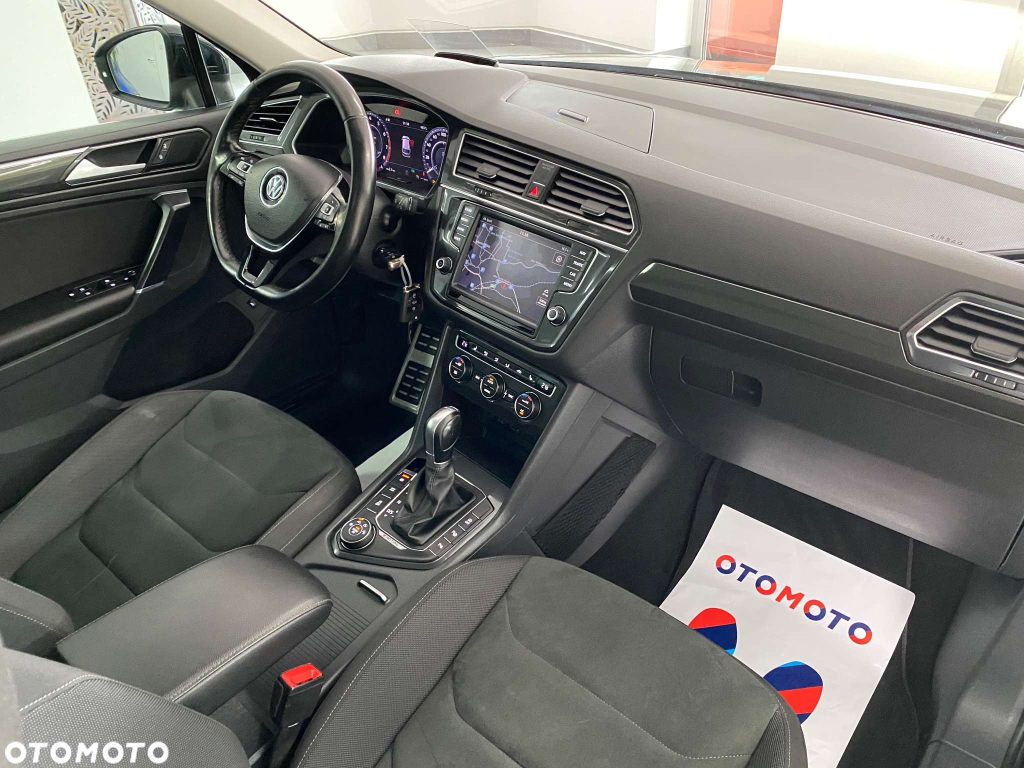 Volkswagen Tiguan 2.0 TSI 4Mot R-Style DSG - 19