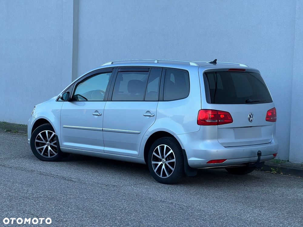 Volkswagen Touran 2.0 TDI DPF Highline DSG - 36