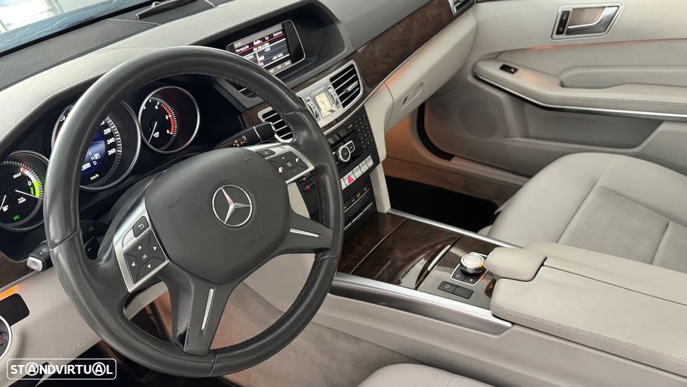 Mercedes-Benz E 300 Bluetec Hybrid Elegance - 3