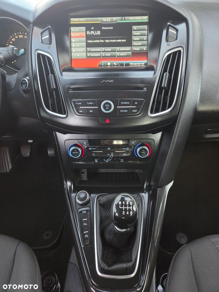 Ford Focus 1.5 TDCi Black Edition - 25